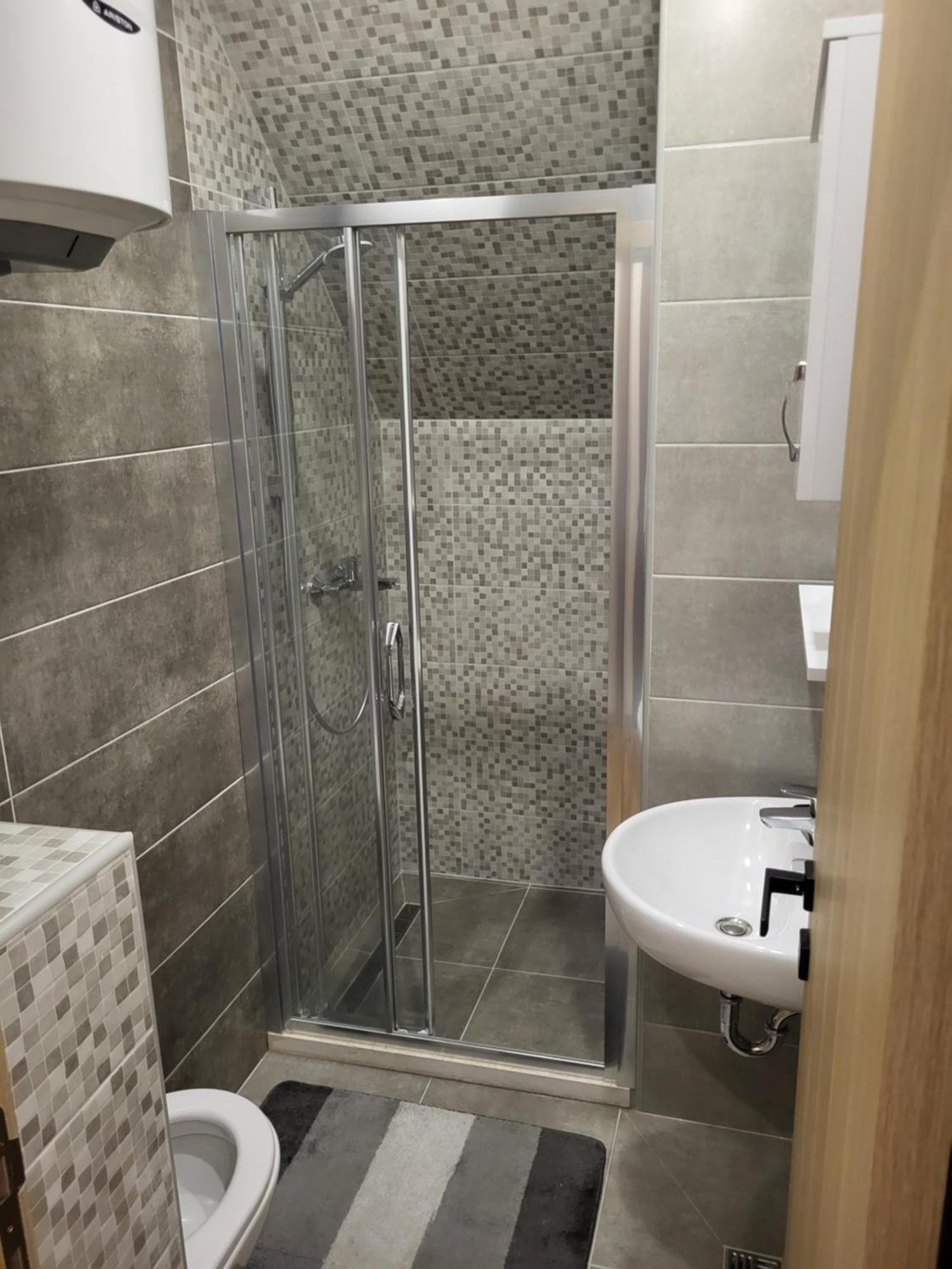 Lux Apartmani Bajova Cetinje Exteriör bild